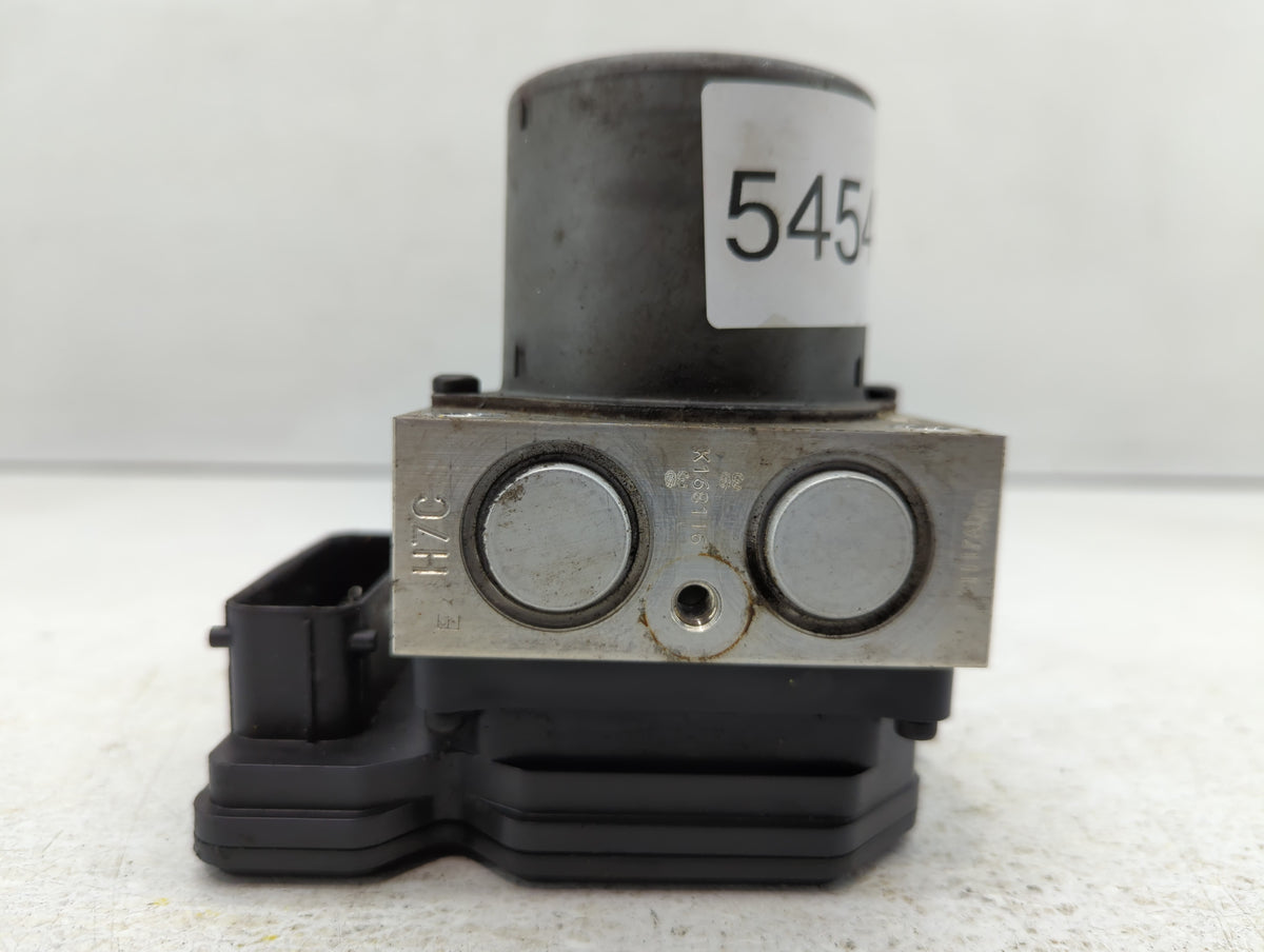 2014-2015 Kia Optima Anti-Lock Brake ABS Pump Module Actuator OEM P/N:85920-2T870 Fits Fits 2014 2015 OEM Used Auto Parts - 