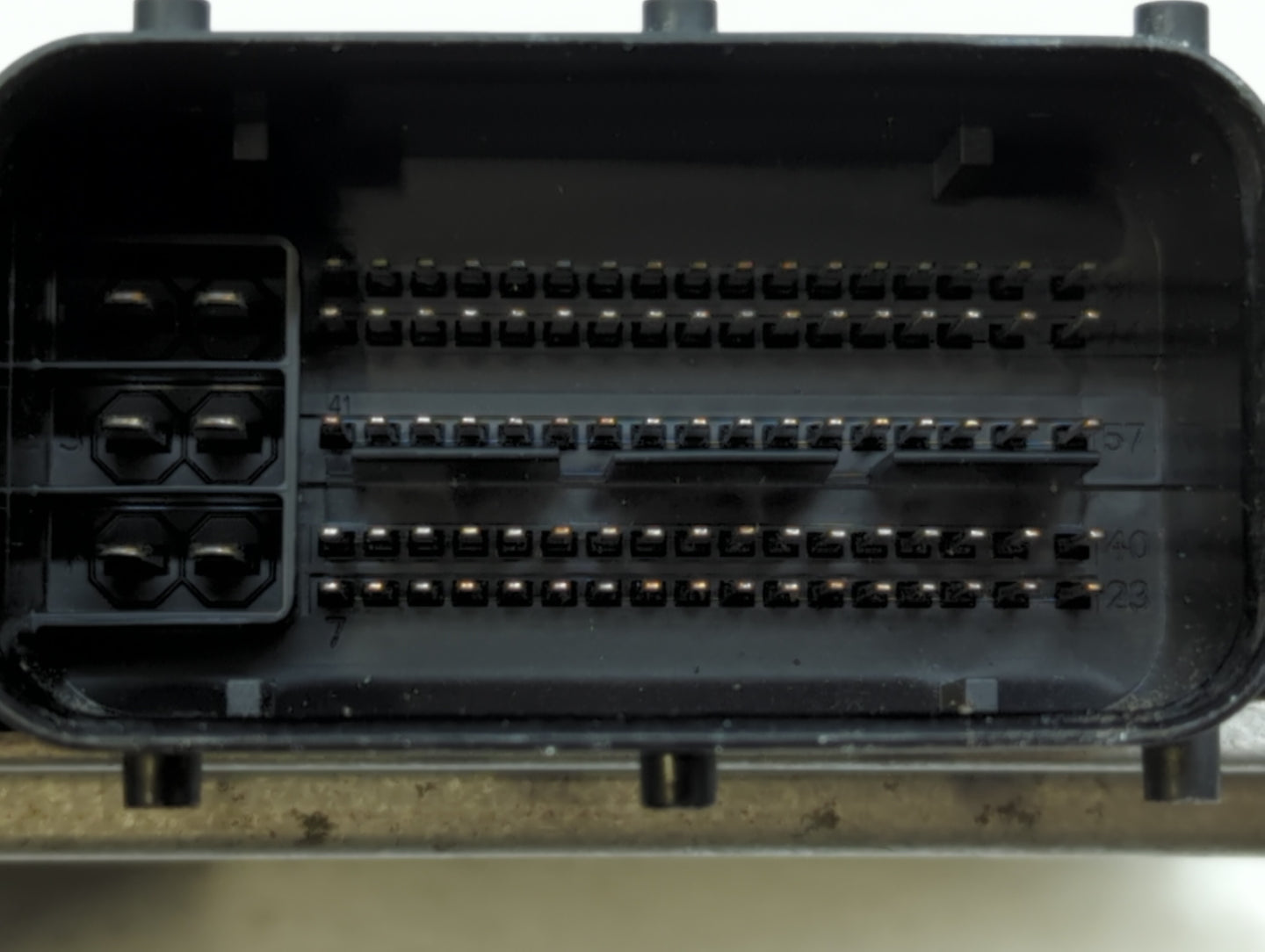 2015 Kia Optima PCM Engine Control Computer ECU ECM PCU OEM P/N:39138-2GBJ7 Fits OEM Used Auto Parts - Oemusedautoparts1.com