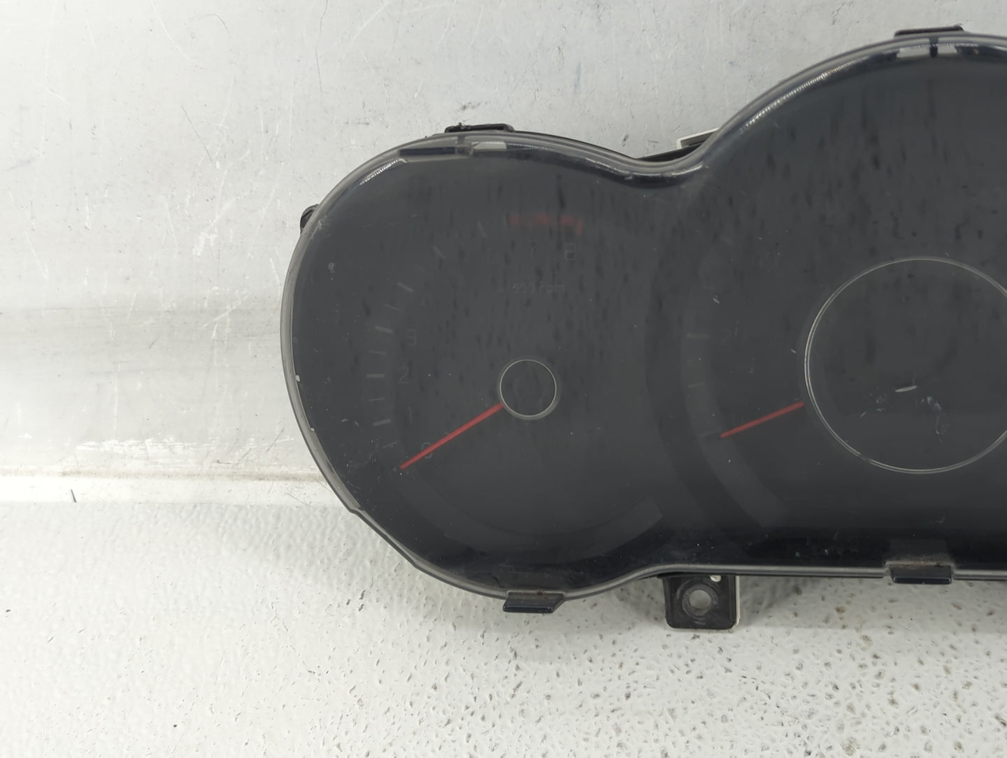 2014-2015 Kia Optima Instrument Cluster Speedometer Gauges P/N:94031-2T270 Fits Fits 2014 2015 OEM Used Auto Parts - Oemused