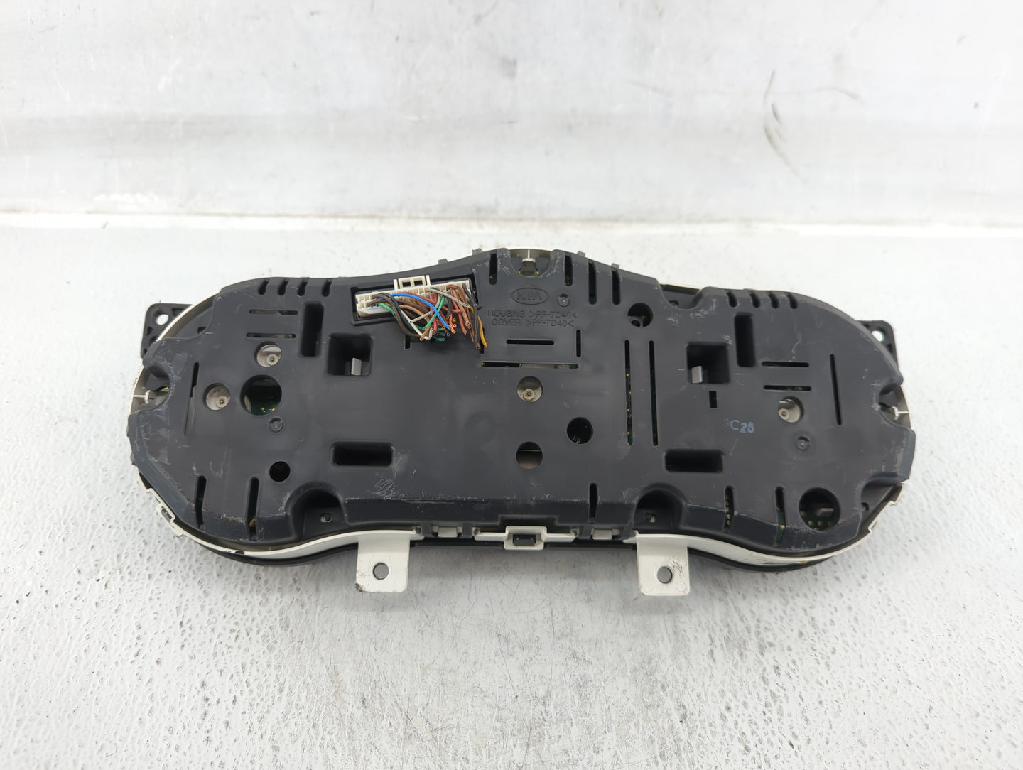 2014-2015 Kia Optima Instrument Cluster Speedometer Gauges P/N:94031-2T270 Fits Fits 2014 2015 OEM Used Auto Parts - Oemused