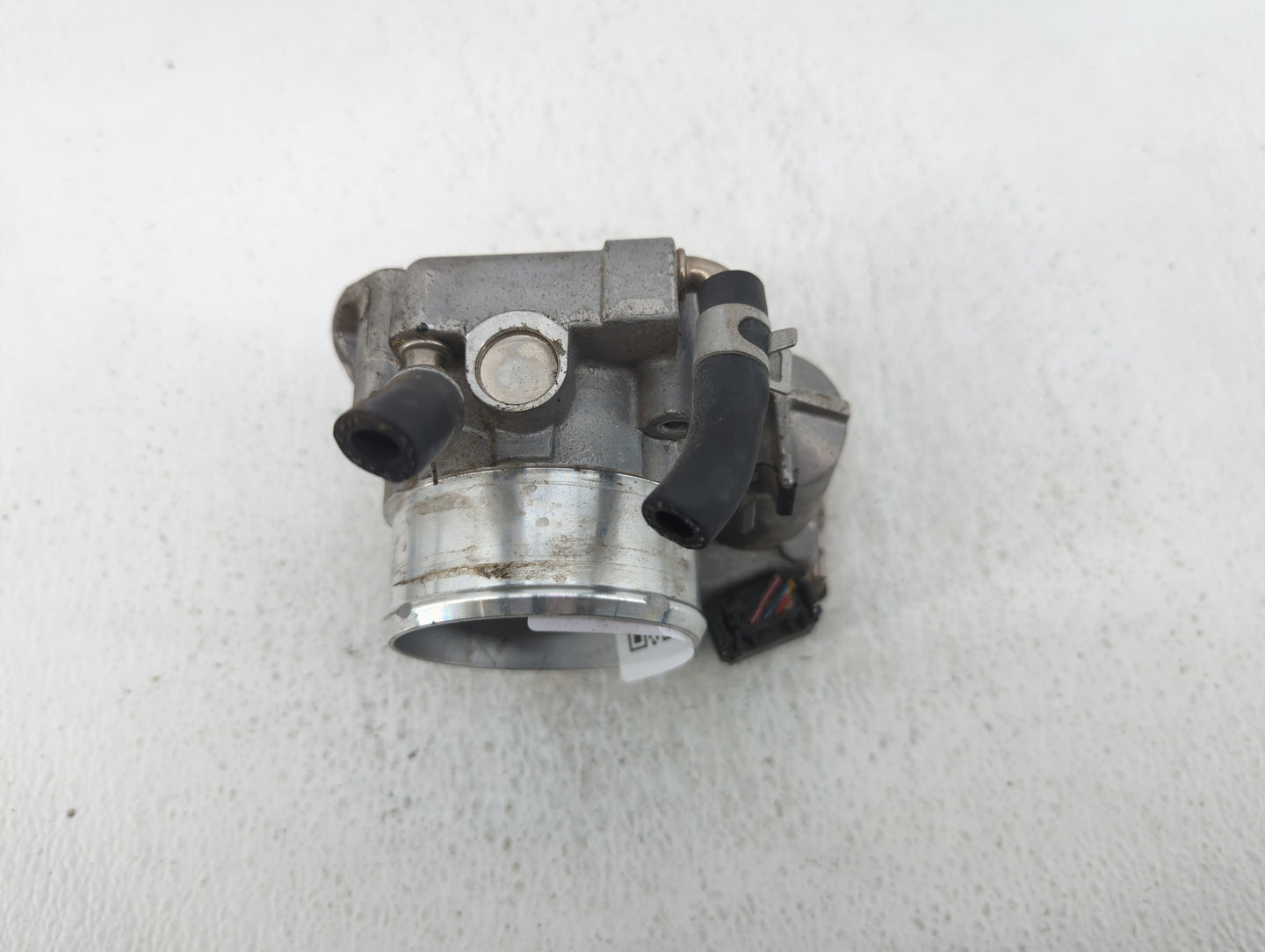 2011-2015 Kia Optima Throttle Body P/N:35100-2G700 Fits Fits 2011 2012 2013 2014 2015 2016 OEM Used Auto Parts - Oemusedauto