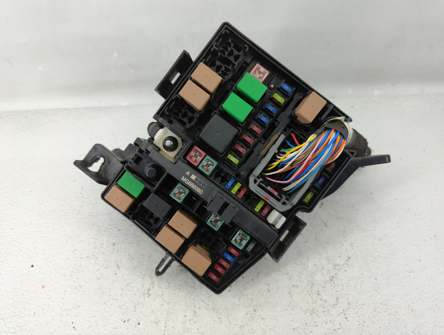 2014-2015 Kia Optima Fusebox Fuse Box Panel Relay Module P/N:91259-2T010 914304C600QA Fits Fits 2014 2015 OEM Used Auto Part
