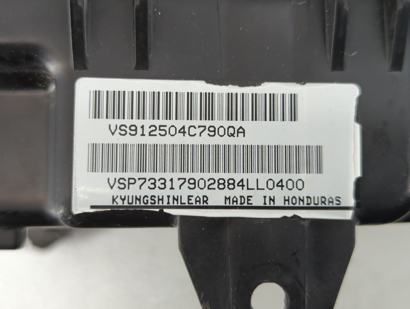 2014-2015 Kia Optima Fusebox Fuse Box Panel Relay Module P/N:91259-2T010 914304C600QA Fits Fits 2014 2015 OEM Used Auto Part