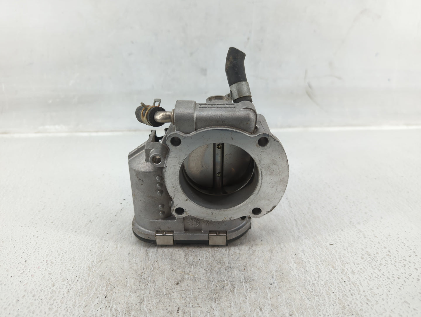 2011-2016 Kia Optima Throttle Body P/N:35100-2G800 Fits Fits 2011 2012 2013 2014 2015 2016 OEM Used Auto Parts - Oemusedauto