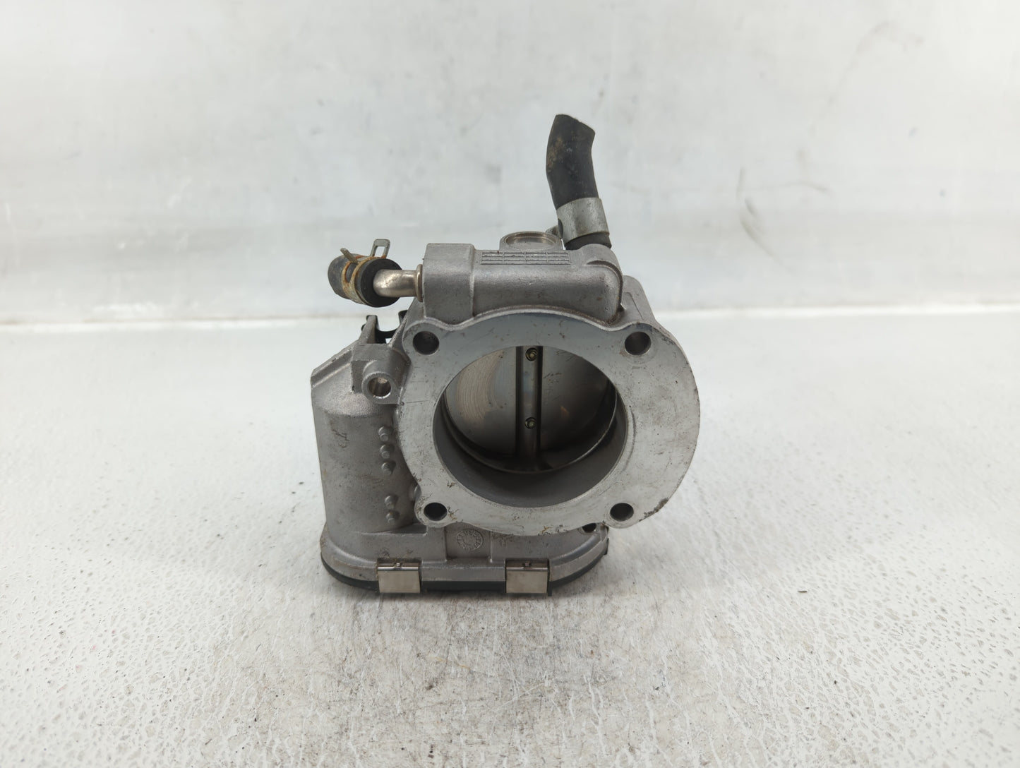 2011-2016 Kia Optima Throttle Body P/N:35100-2G800 Fits Fits 2011 2012 2013 2014 2015 2016 OEM Used Auto Parts - Oemusedauto