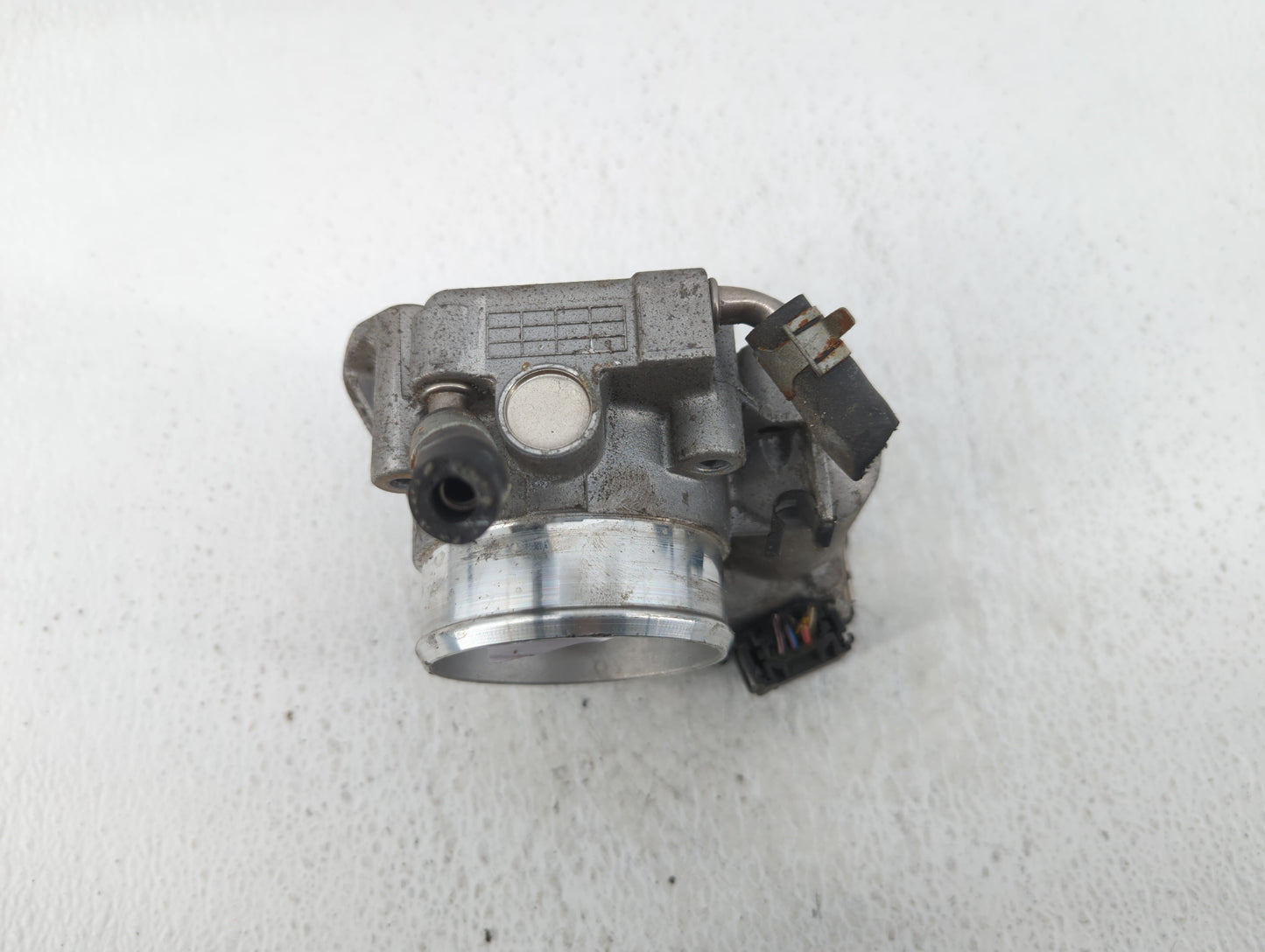 2011-2016 Kia Optima Throttle Body P/N:35100-2G800 Fits Fits 2011 2012 2013 2014 2015 2016 OEM Used Auto Parts - Oemusedauto