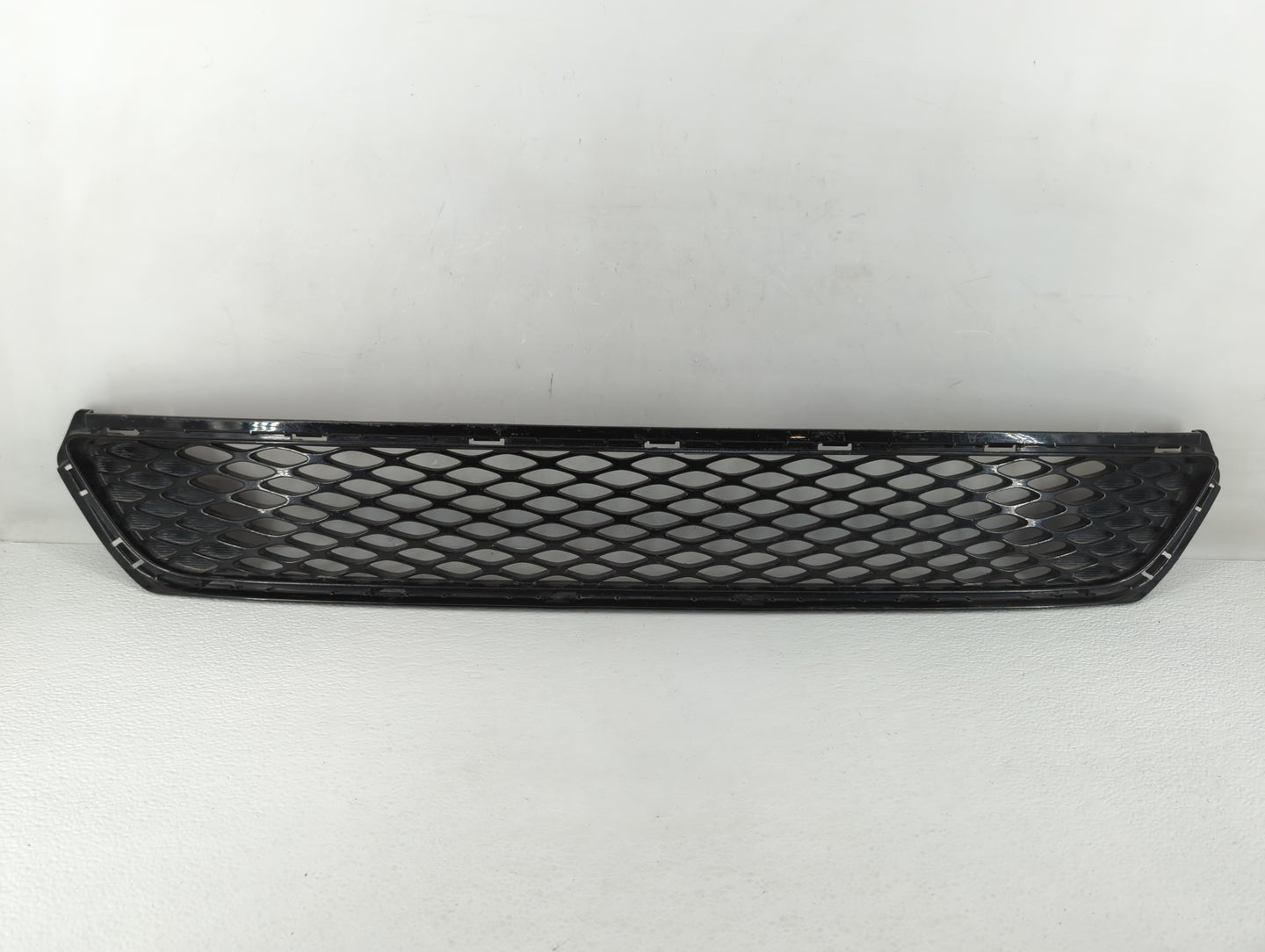 2014-2015 Kia Optima Front Grille Bumper Not Included - Oemusedautoparts1.com
