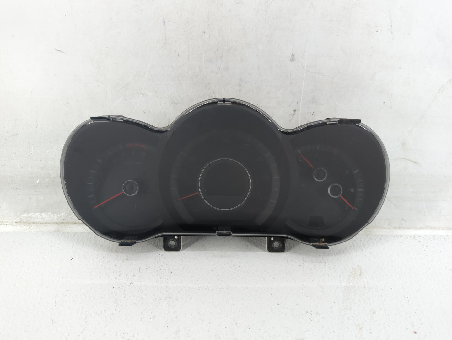 2014-2015 Kia Optima Instrument Cluster Speedometer Gauges P/N:94031-2T270 Fits Fits 2014 2015 OEM Used Auto Parts - Oemused