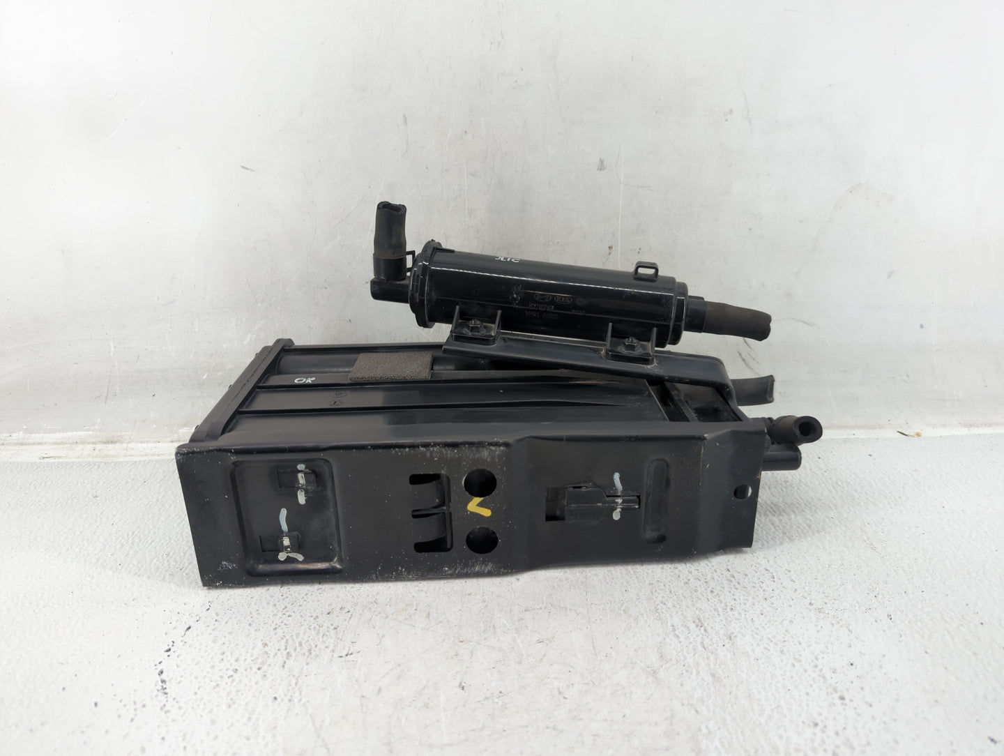 2015 Kia Optima Fuel Vapor Charcoal Canister - Oemusedautoparts1.com