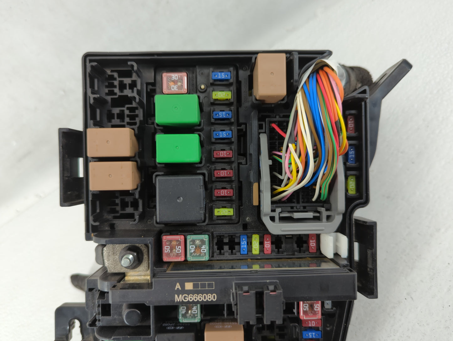 2014-2015 Kia Optima Fusebox Fuse Box Panel Relay Module P/N:91955-2T730QQK Fits Fits 2014 2015 OEM Used Auto Parts - Oemuse