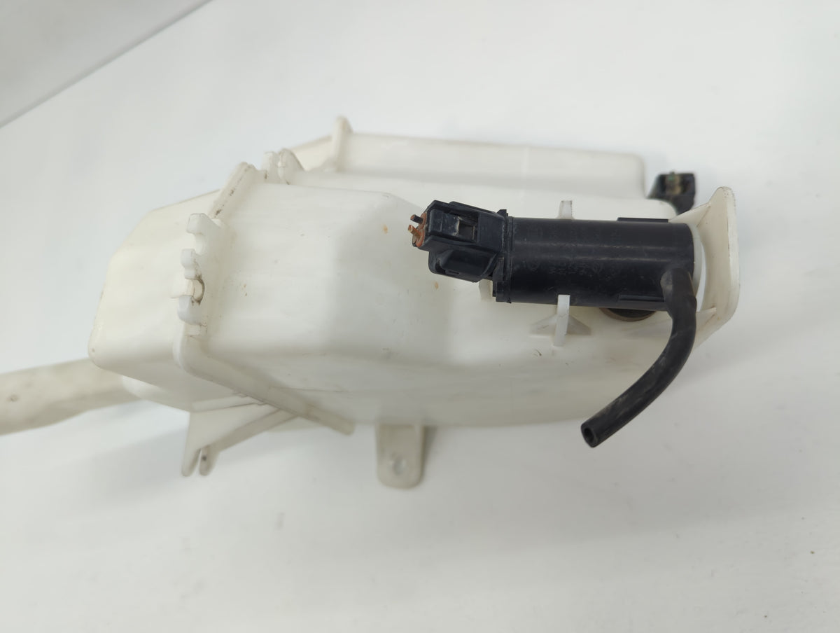2014-2016 Kia Optima Windshield Washer Fluid Reservoir Bottle 586013 - Oemusedautoparts1.com