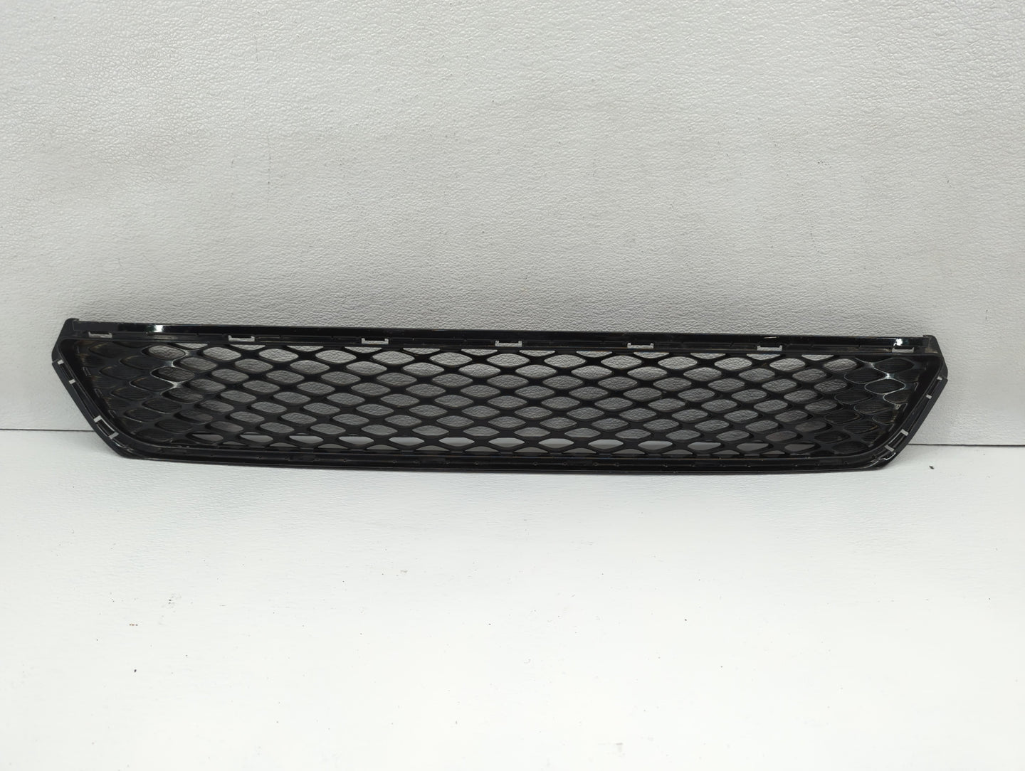 2014-2016 Kia Optima Front Grille Bumper Not Included - Oemusedautoparts1.com