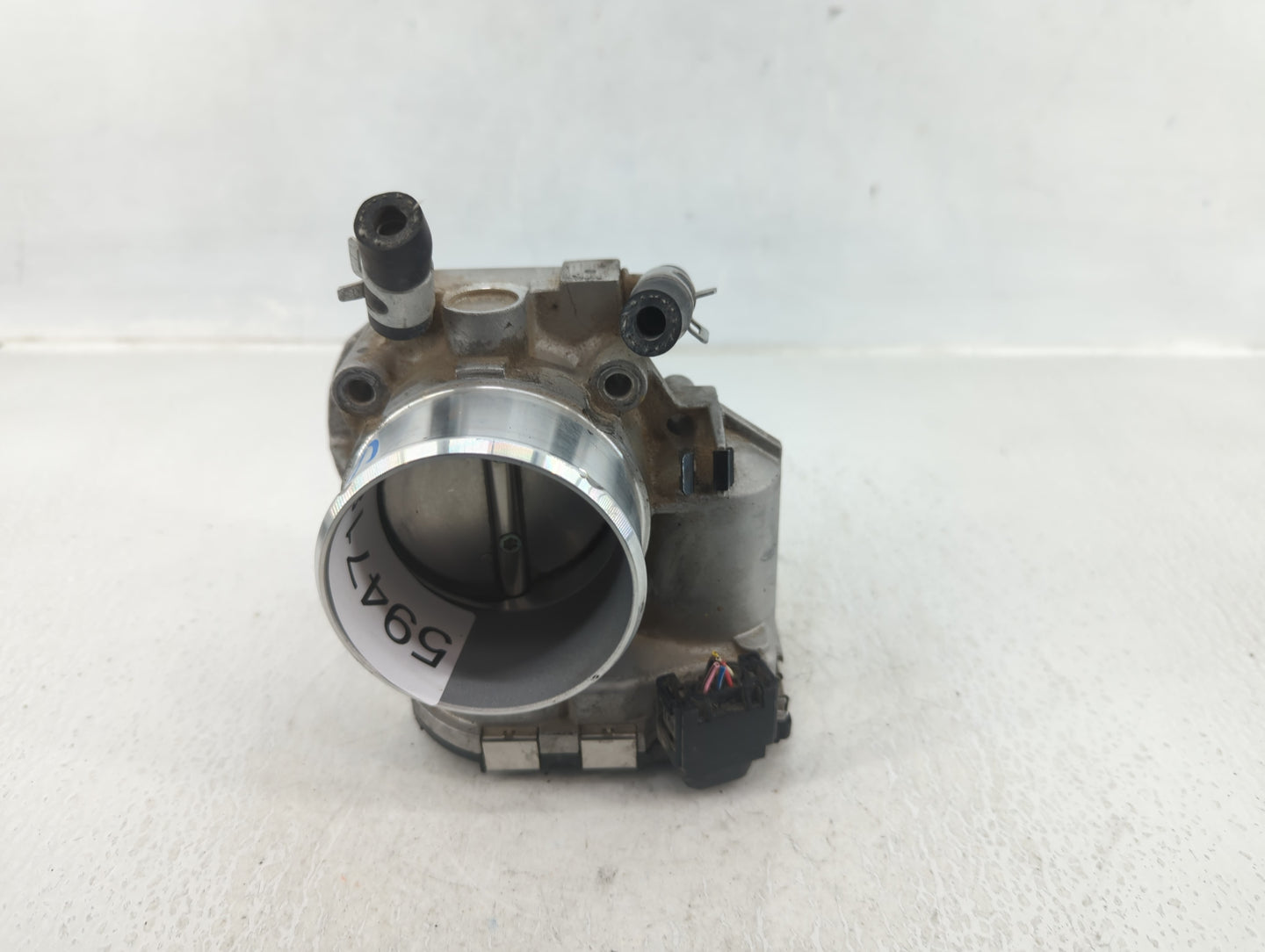 2011-2015 Kia Optima Throttle Body P/N:35100-2G700 Fits Fits 2011 2012 2013 2014 2015 2016 OEM Used Auto Parts - Oemusedauto