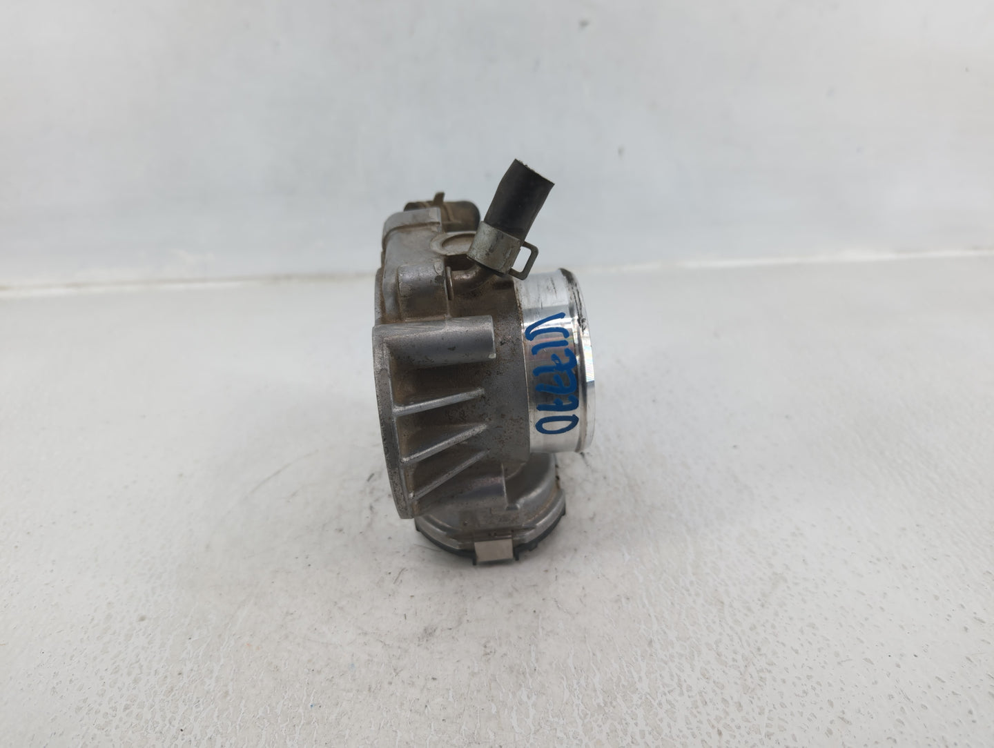 2011-2016 Kia Optima Throttle Body P/N:35100-2G800 Fits Fits 2011 2012 2013 2014 2015 2016 OEM Used Auto Parts - Oemusedauto