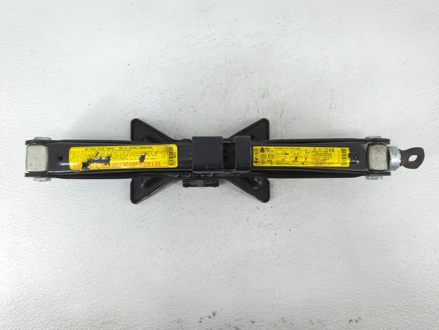 2015 Kia Optima Spare Scissor Car Jack - Oemusedautoparts1.com