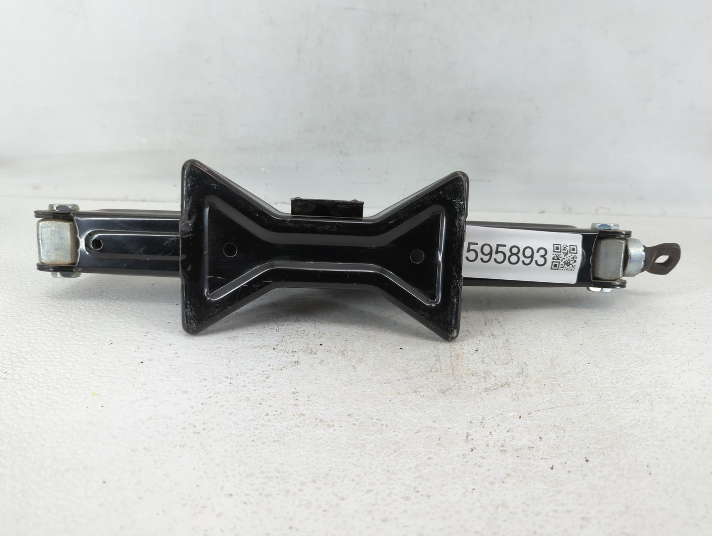 2015 Kia Optima Spare Scissor Car Jack - Oemusedautoparts1.com