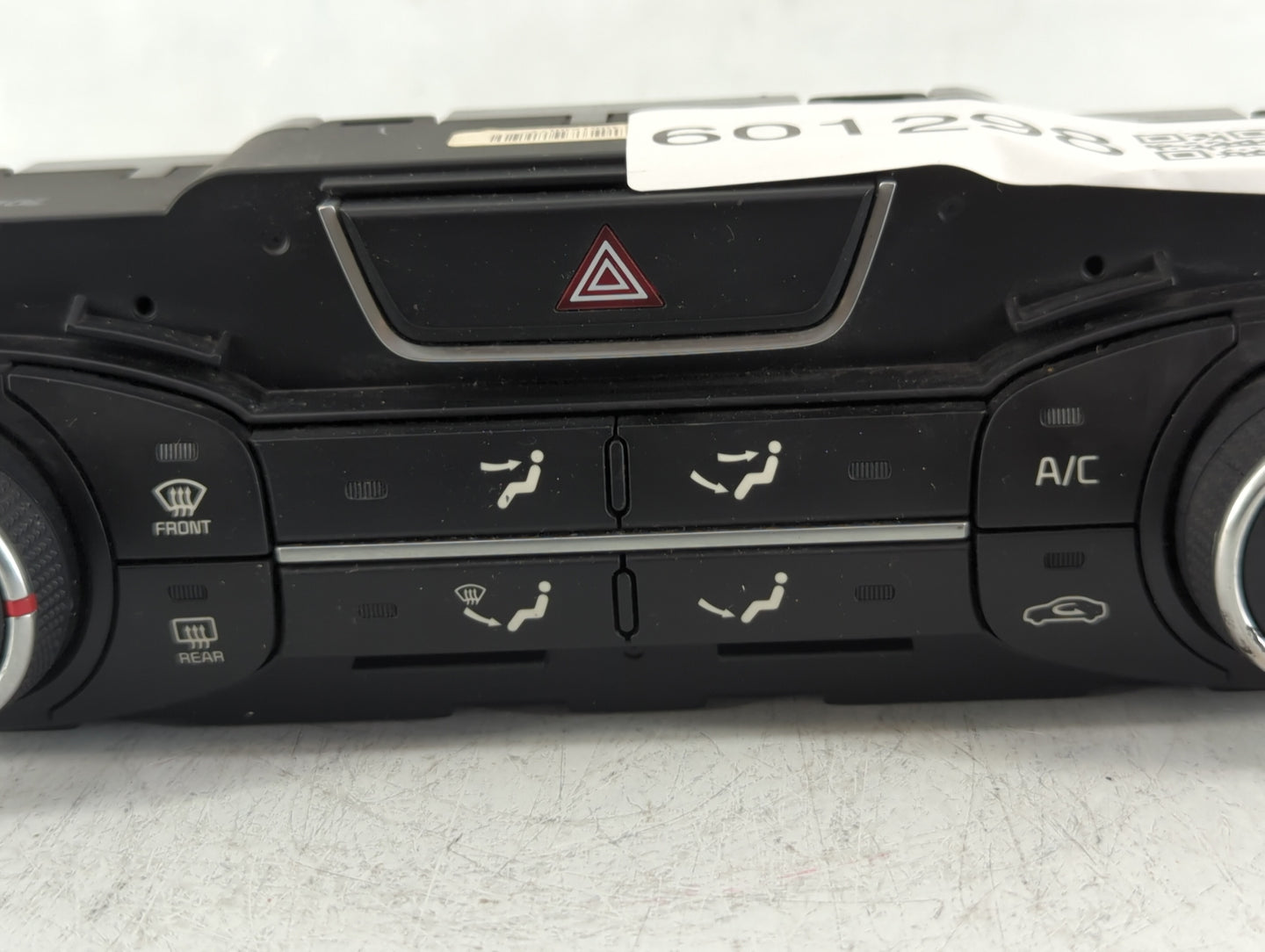 2014-2015 Kia Optima Climate Control Module Temperature AC/Heater Replacement P/N:97250-2TLE0 Fits Fits 2014 2015 OEM Used A