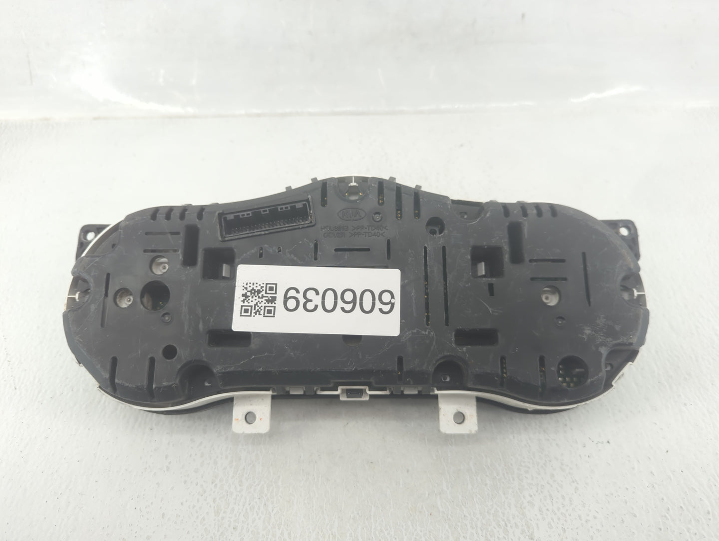 2014-2015 Kia Optima Instrument Cluster Speedometer Gauges P/N:94031-2T270 Fits Fits 2014 2015 OEM Used Auto Parts - Oemused