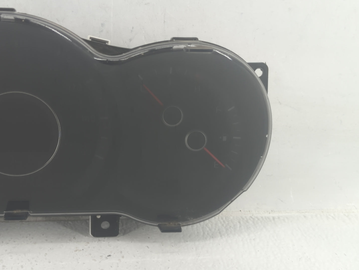 2014-2015 Kia Optima Instrument Cluster Speedometer Gauges P/N:94031-2T270 Fits Fits 2014 2015 OEM Used Auto Parts - Oemused
