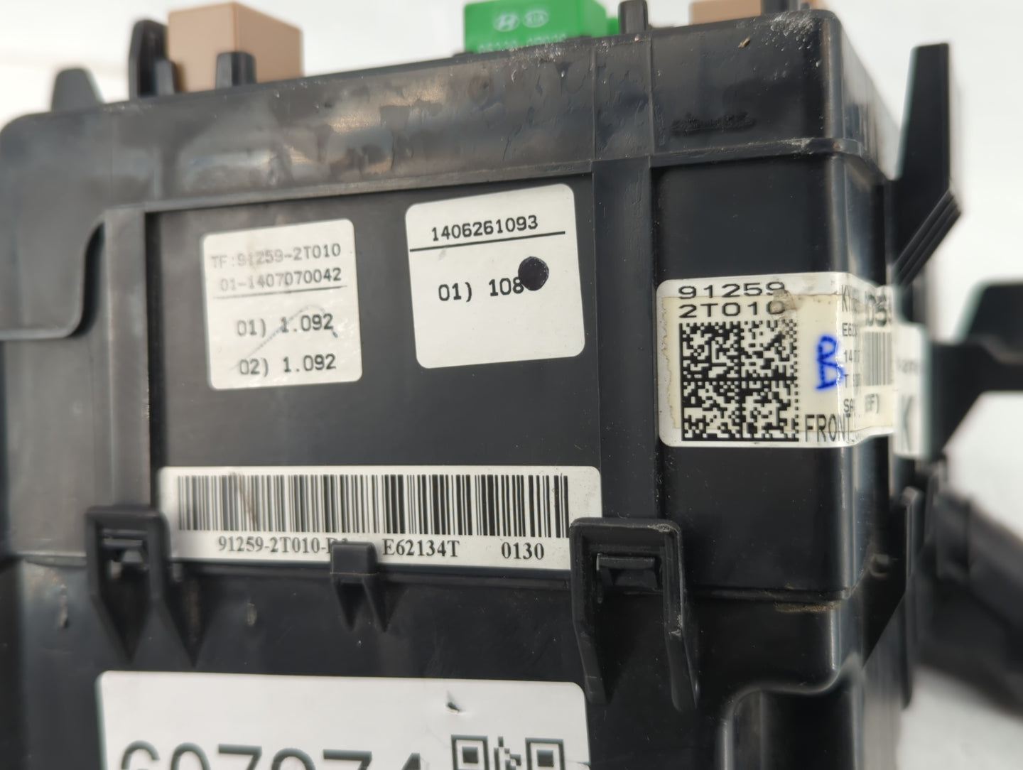 2014-2015 Kia Optima Fusebox Fuse Box Panel Relay Module P/N:91955-2T730QQK 91955-2T730 Fits Fits 2014 2015 OEM Used Auto Pa