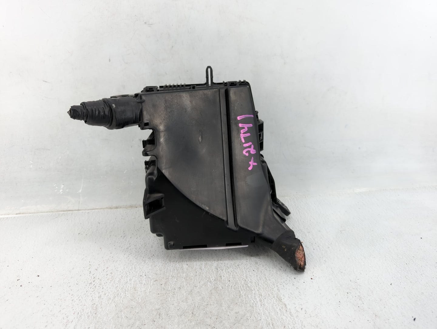 2014-2015 Kia Optima Fusebox Fuse Box Panel Relay Module P/N:91955-2T730QQK 91955-2T730 Fits Fits 2014 2015 OEM Used Auto Pa
