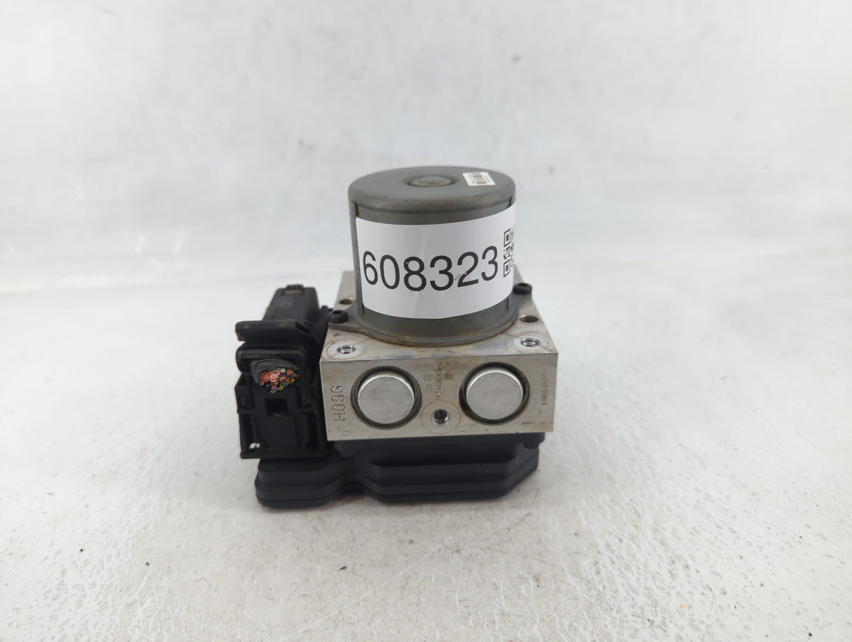 2014-2015 Kia Optima Anti-Lock Brake ABS Pump Module Actuator OEM P/N:58920-2T870 Fits Fits 2014 2015 OEM Used Auto Parts - 