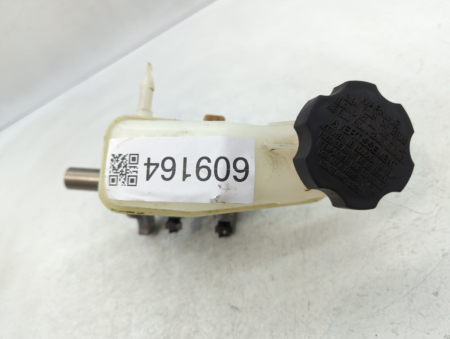 2011-2015 Kia Optima Brake Master Cylinder - Oemusedautoparts1.com