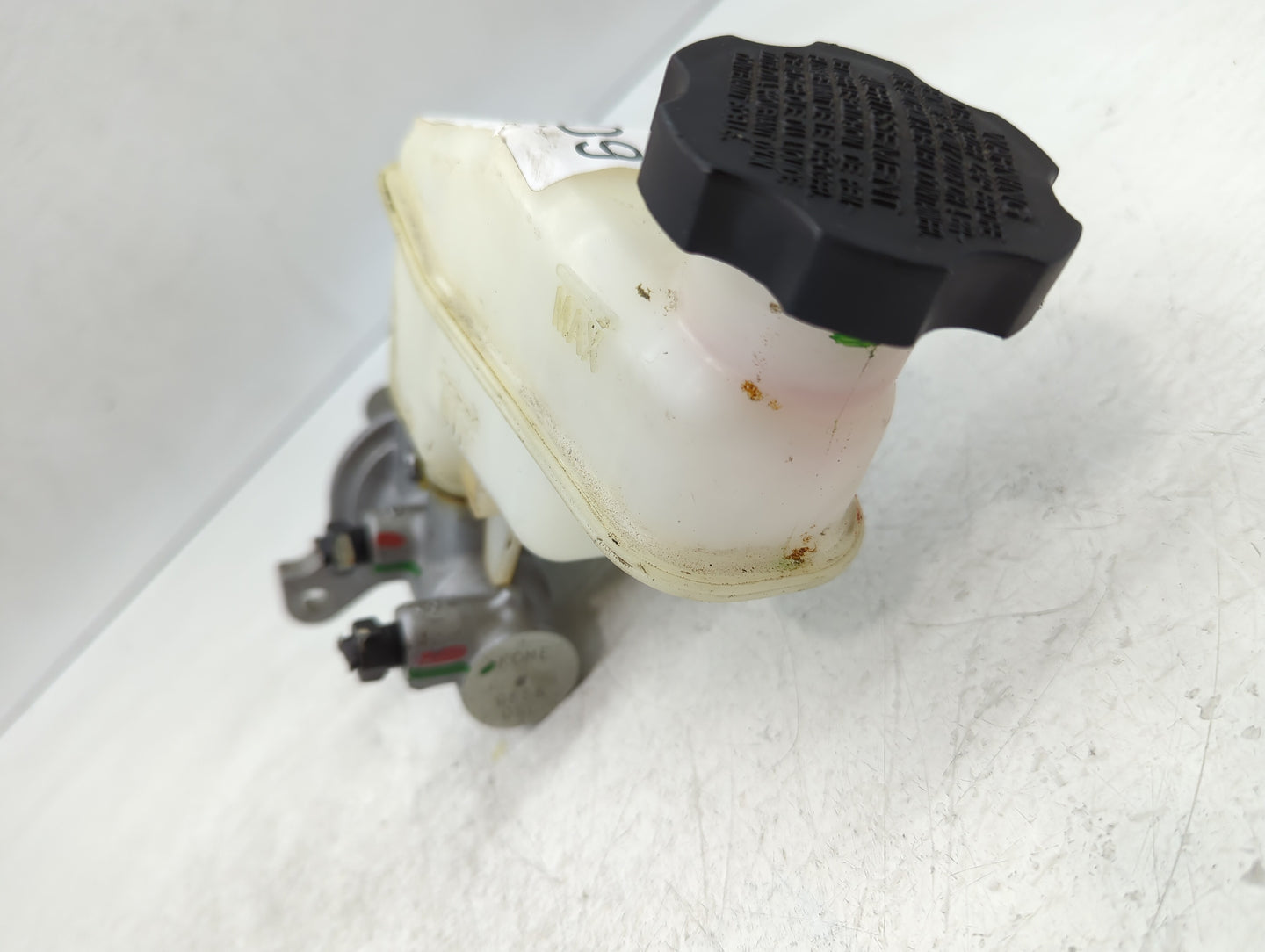 2011-2015 Kia Optima Brake Master Cylinder - Oemusedautoparts1.com