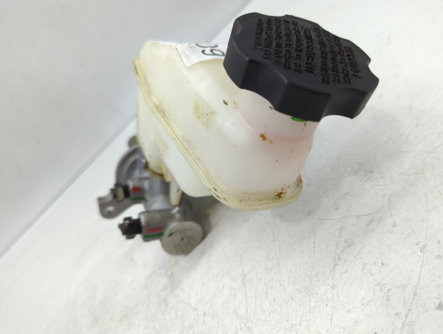 2011-2015 Kia Optima Brake Master Cylinder - Oemusedautoparts1.com