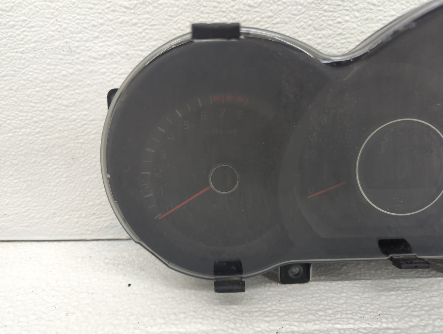2014-2015 Kia Optima Instrument Cluster Speedometer Gauges P/N:94031-2T270 Fits Fits 2014 2015 OEM Used Auto Parts - Oemused