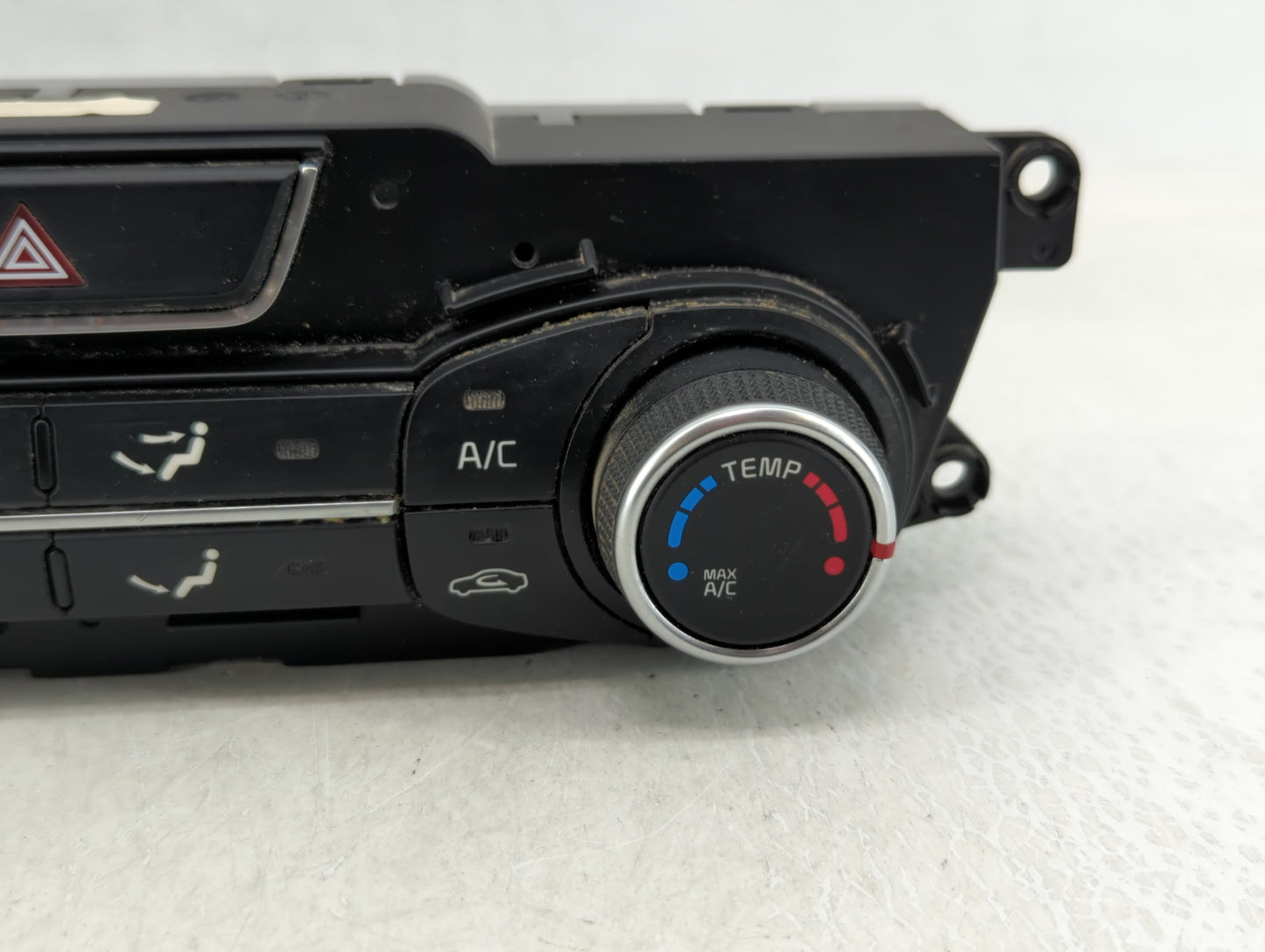 2014-2015 Kia Optima Climate Control Module Temperature AC/Heater Replacement Fits Fits 2014 2015 OEM Used Auto Parts - Oemu