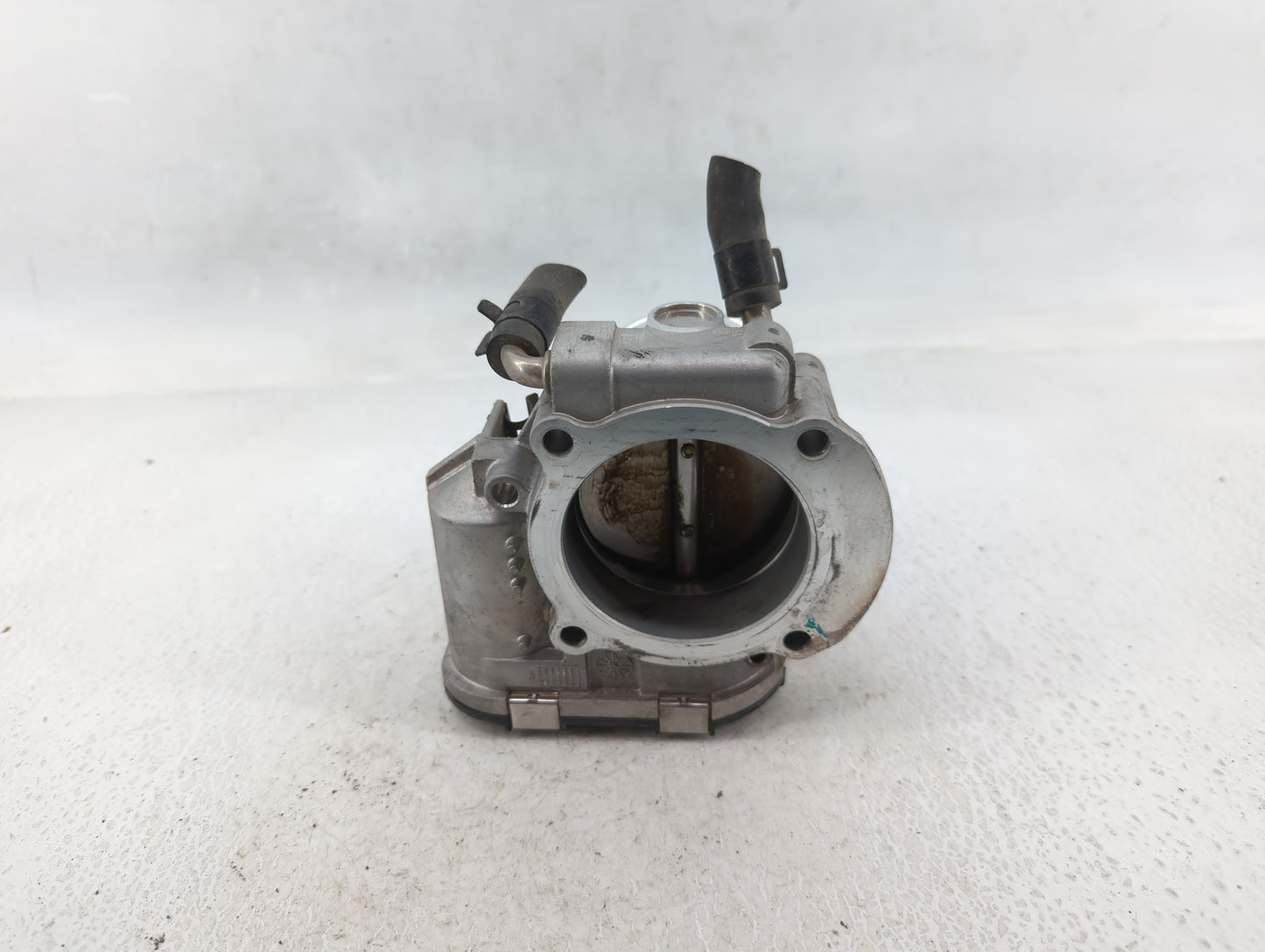 2011-2015 Kia Optima Throttle Body P/N:35100-2G700 Fits Fits 2011 2012 2013 2014 2015 2016 OEM Used Auto Parts - Oemusedauto