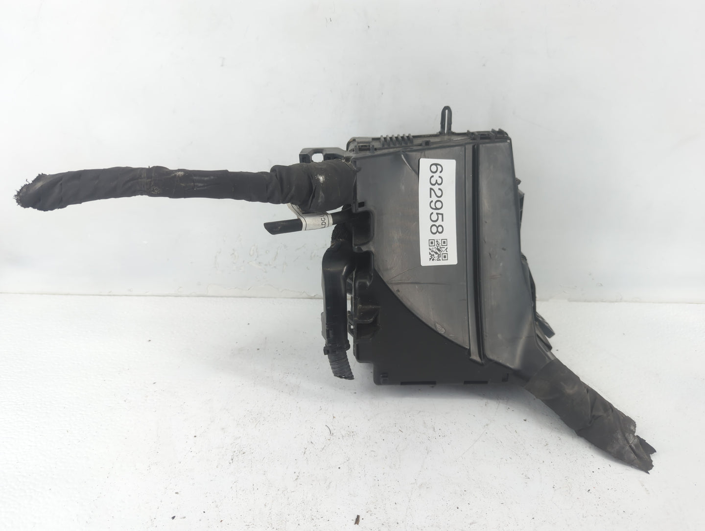 2016 Kia Optima Fusebox Fuse Box Panel Relay Module P/N:91254-4U411 Fits OEM Used Auto Parts - Oemusedautoparts1.com