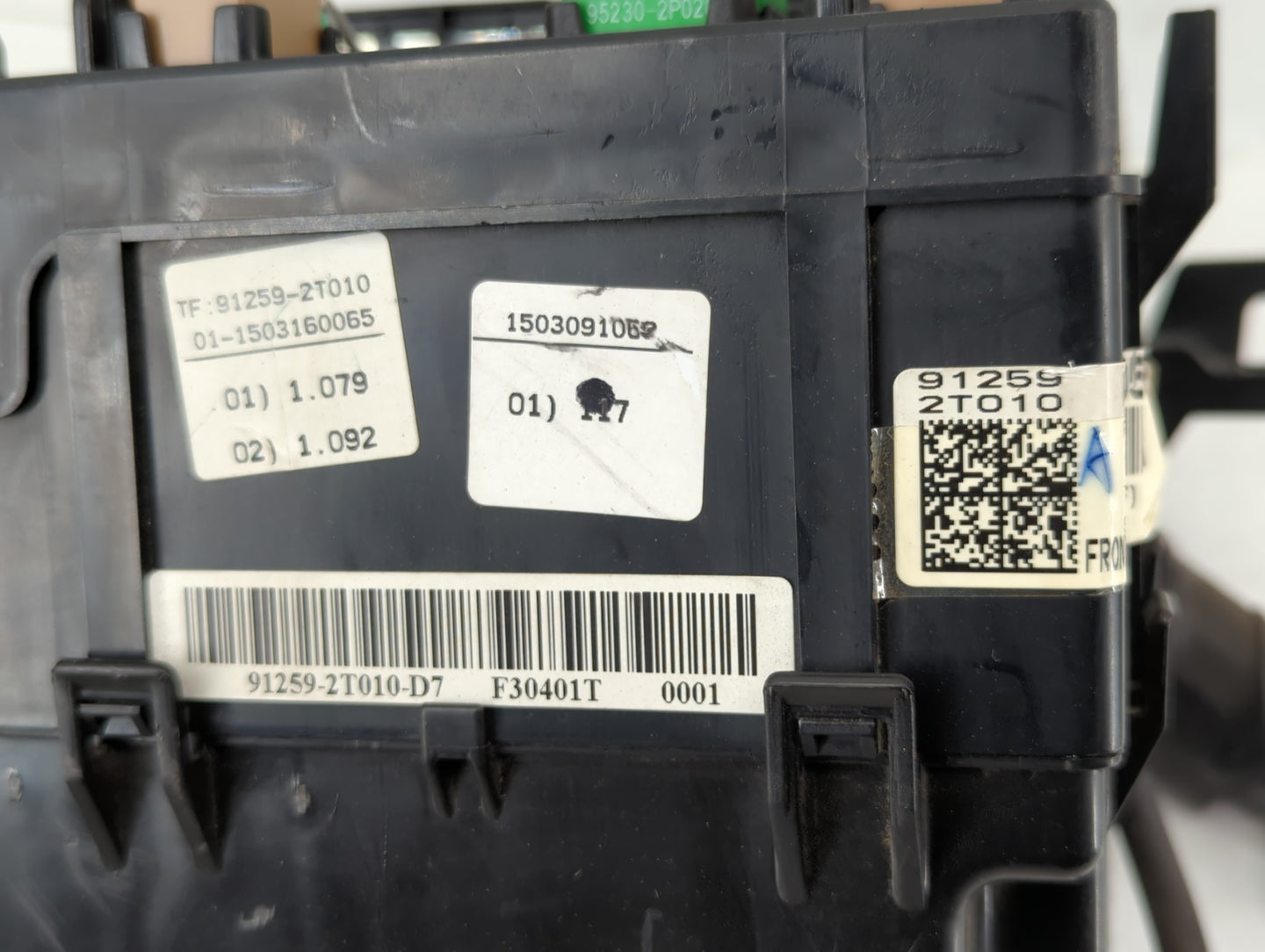2014-2015 Kia Optima Fusebox Fuse Box Panel Relay Module P/N:91259-2T010 Fits Fits 2014 2015 OEM Used Auto Parts - Oemusedau
