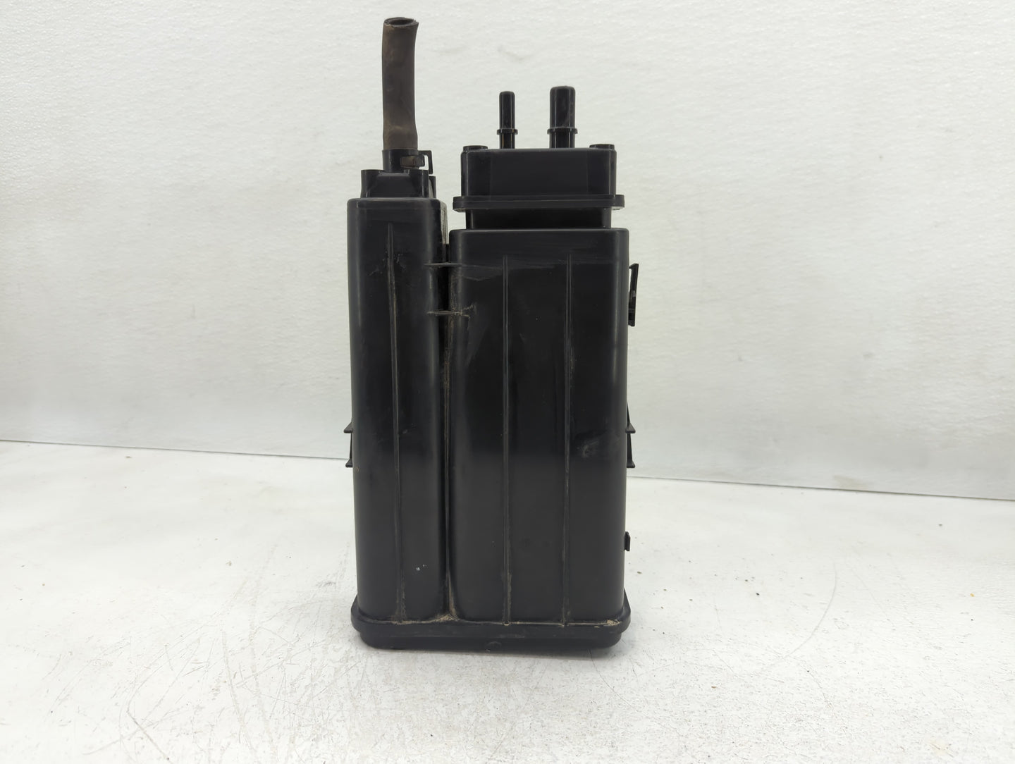2015 Kia Optima Fuel Vapor Charcoal Canister 641542 - Oemusedautoparts1.com