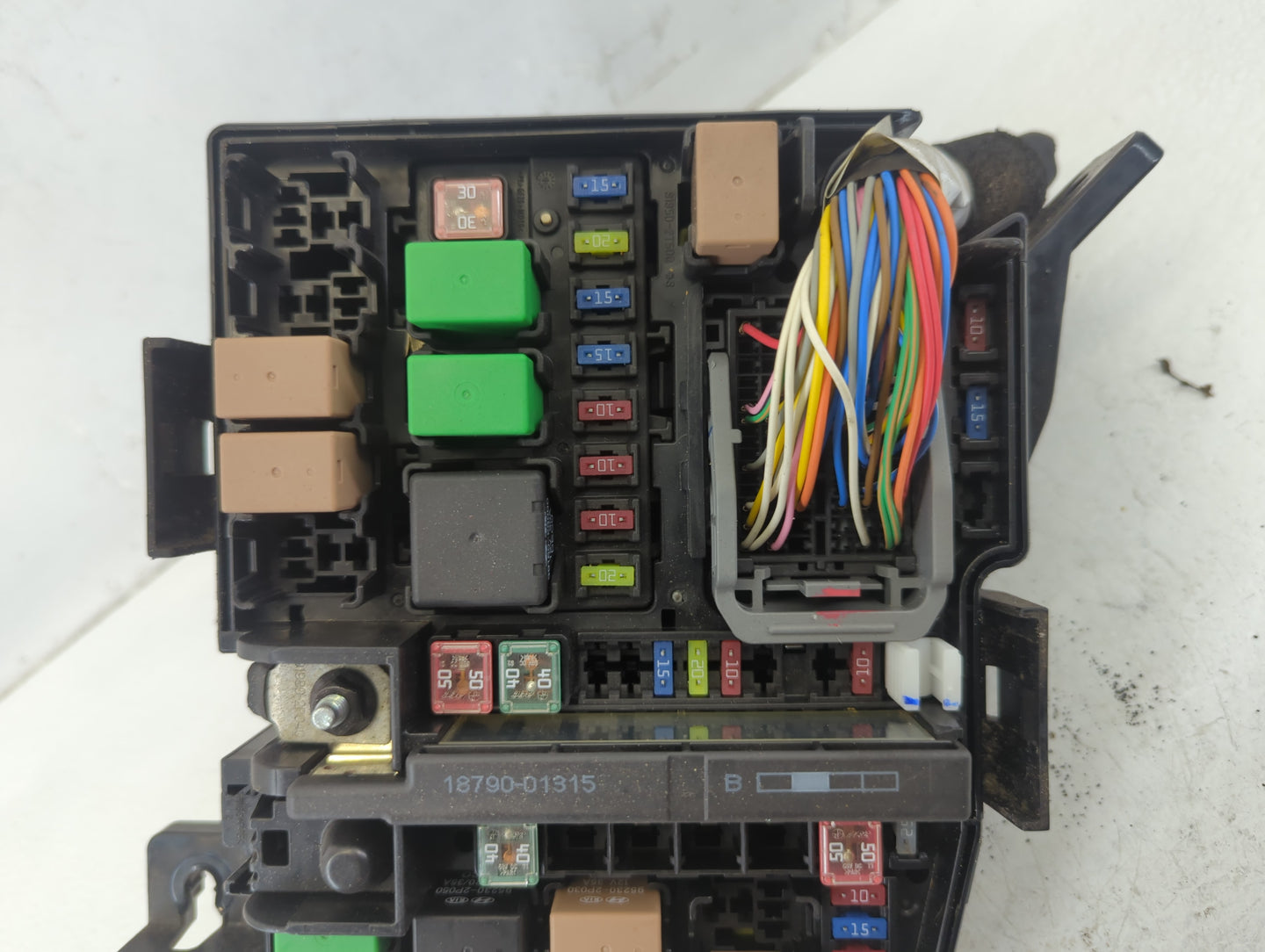 2014-2015 Kia Optima Fusebox Fuse Box Panel Relay Module P/N:91955-2T730 VS912504C860QA, MG666080 Fits Fits 2014 2015 OEM Us