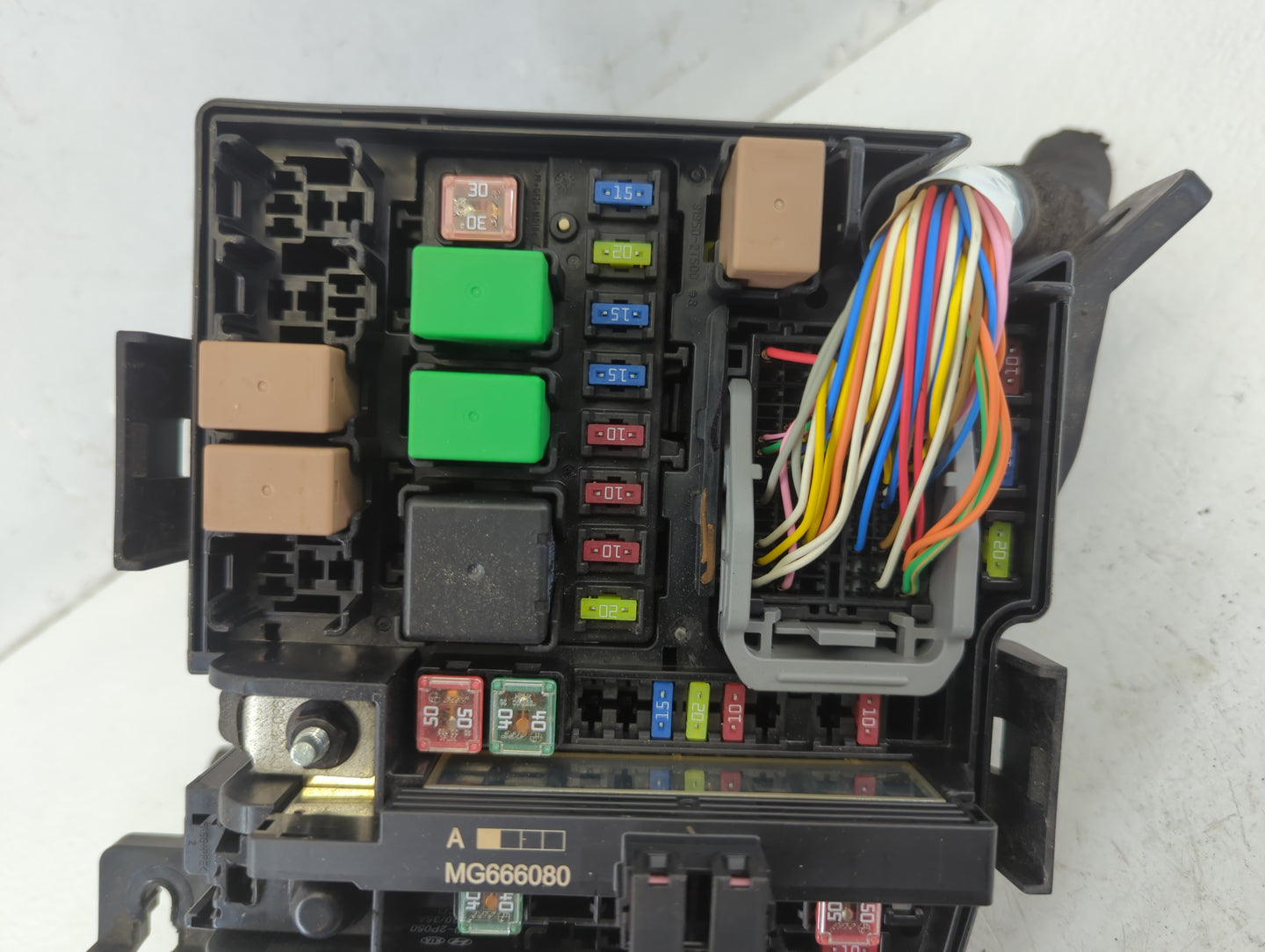 2014-2015 Kia Optima Fusebox Fuse Box Panel Relay Module P/N:91955-2T730 VS912504C860QA, MG666080 Fits Fits 2014 2015 OEM Us