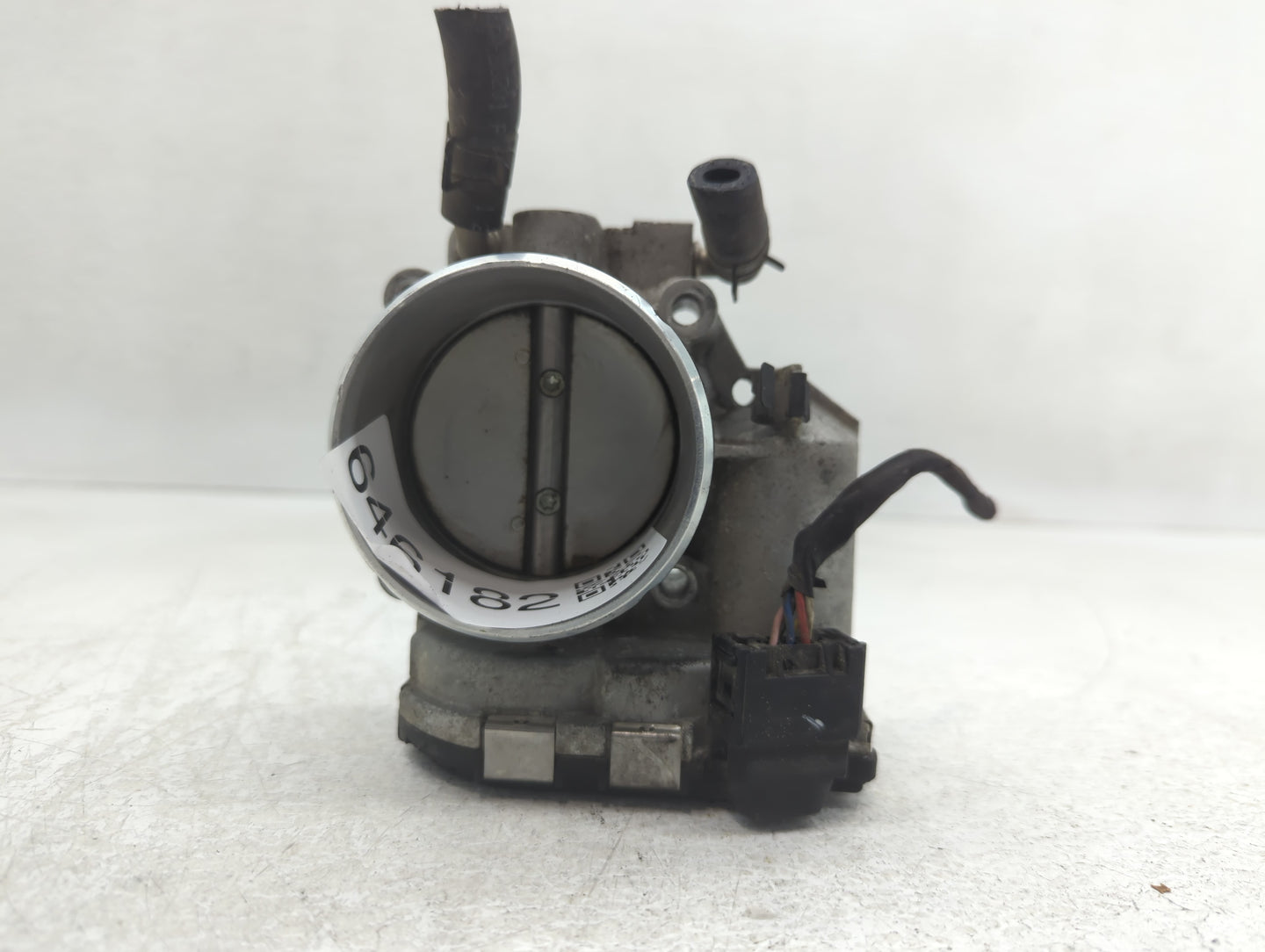 2011-2015 Kia Optima Throttle Body P/N:90 4501 0001 2B35025Y Fits Fits 2011 2012 2013 2014 2015 2016 OEM Used Auto Parts - O