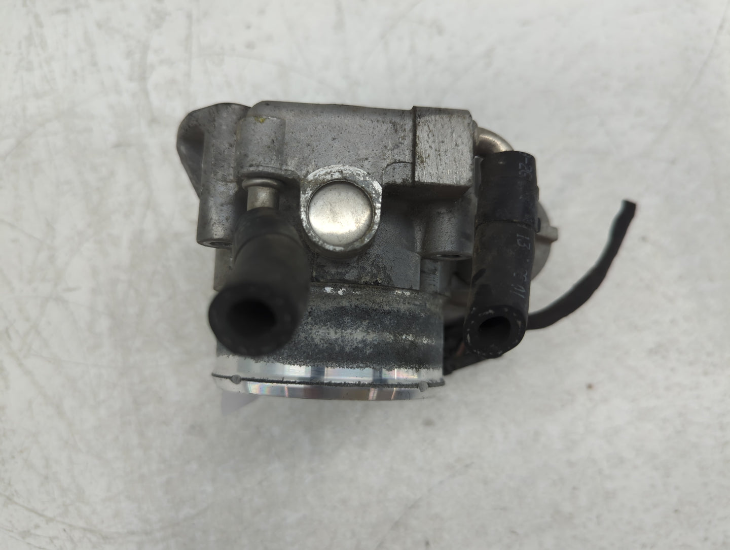2011-2015 Kia Optima Throttle Body P/N:90 4501 0001 2B35025Y Fits Fits 2011 2012 2013 2014 2015 2016 OEM Used Auto Parts - O