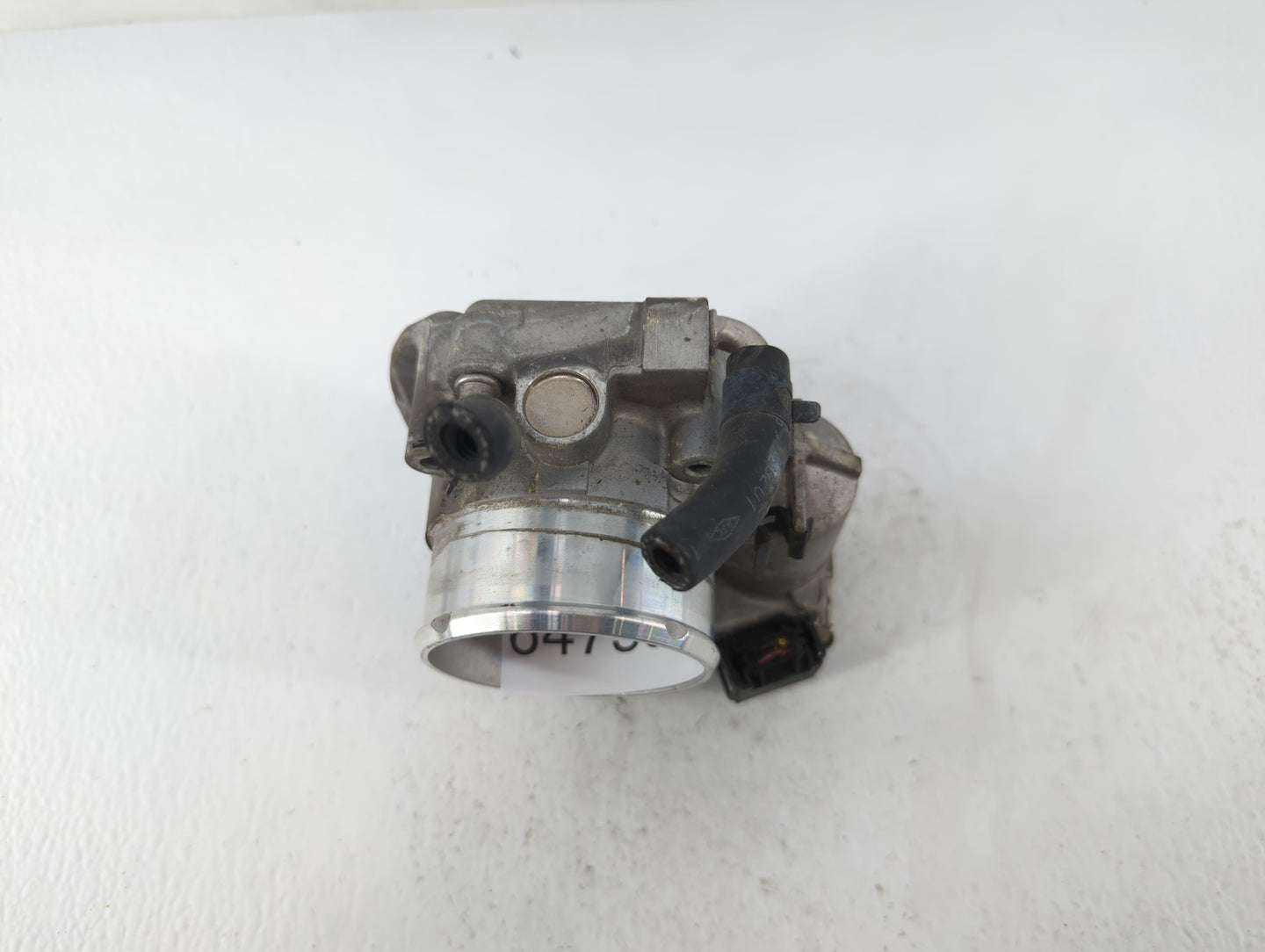 2011-2015 Kia Optima Throttle Body P/N:35100-2G700 Fits Fits 2011 2012 2013 2014 2015 2016 OEM Used Auto Parts - Oemusedauto