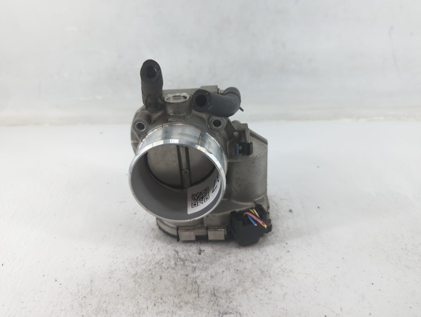 2011-2015 Kia Optima Throttle Body P/N:35100-2G700 Fits Fits 2011 2012 2013 2014 2015 2016 OEM Used Auto Parts - Oemusedauto