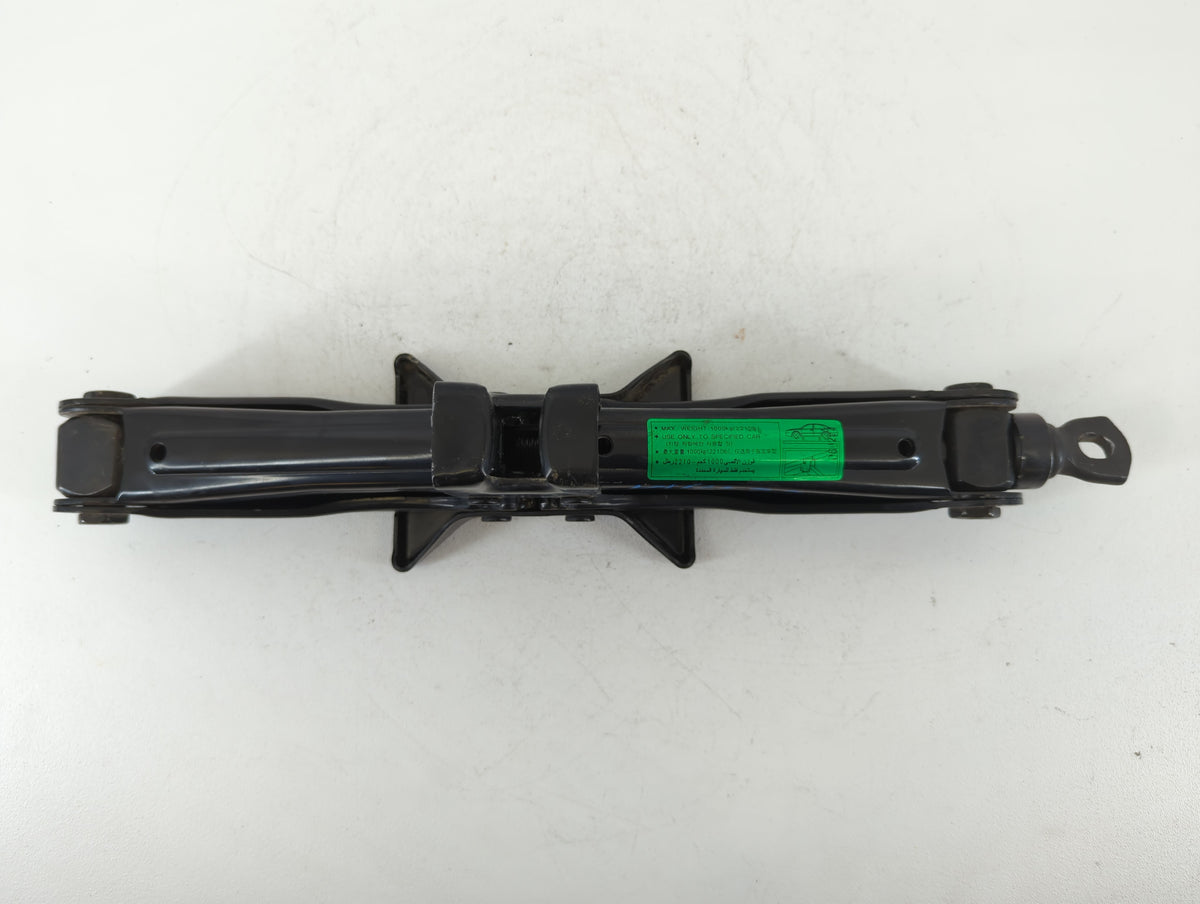 2015 Kia Optima Spare Scissor Car Jack 664230 - Oemusedautoparts1.com
