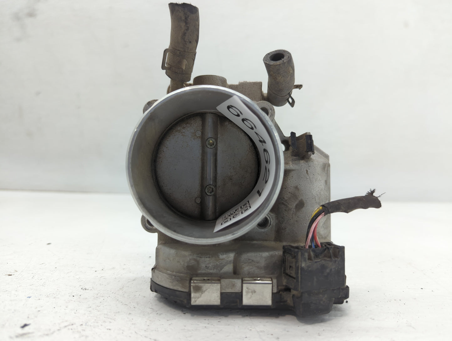 2011-2015 Kia Optima Throttle Body P/N:35100-2G700 Fits Fits 2011 2012 2013 2014 2015 2016 OEM Used Auto Parts - Oemusedauto
