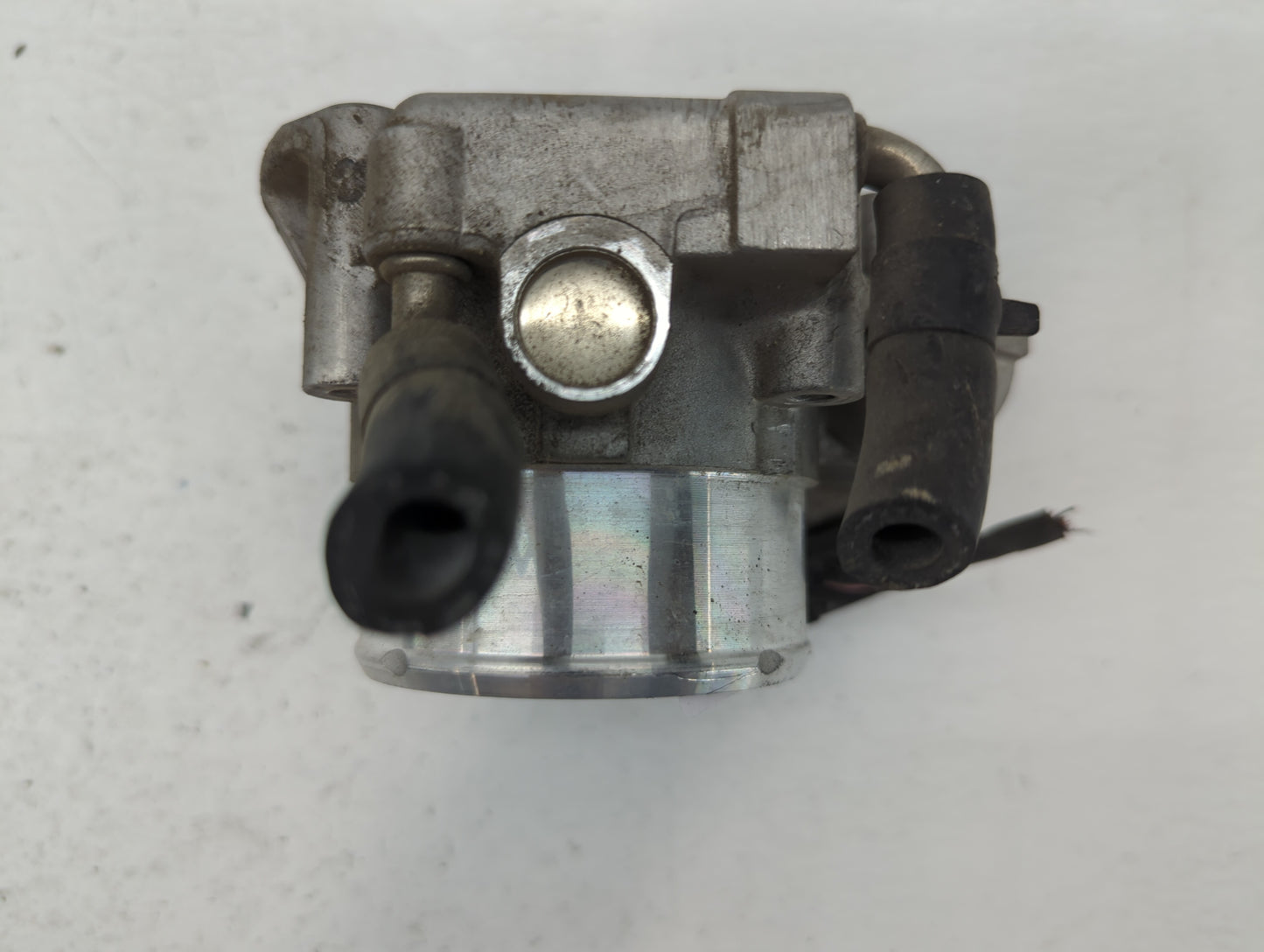 2011-2015 Kia Optima Throttle Body P/N:35100-2G700 Fits Fits 2011 2012 2013 2014 2015 2016 OEM Used Auto Parts - Oemusedauto