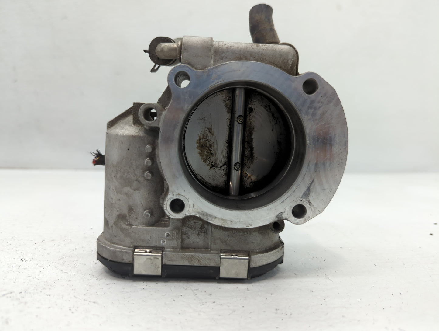 2011-2015 Kia Optima Throttle Body P/N:35100-2G700 Fits Fits 2011 2012 2013 2014 2015 2016 OEM Used Auto Parts - Oemusedauto