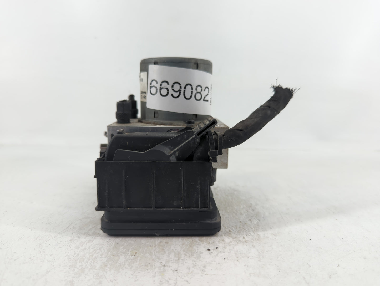 2014-2015 Kia Optima ABS Pump Control Module Replacement P/N:58920-2T870 Fits Fits 2014 2015 OEM Used Auto Parts - Oemusedau