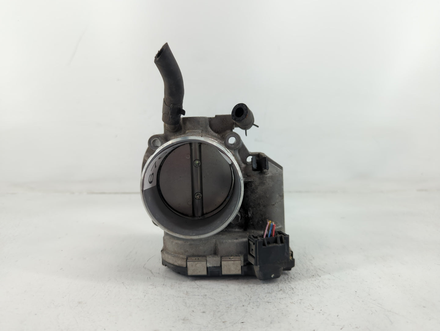 2011-2015 Kia Optima Throttle Body P/N:35100-2G700 Fits Fits 2011 2012 2013 2014 2015 2016 OEM Used Auto Parts - Oemusedauto