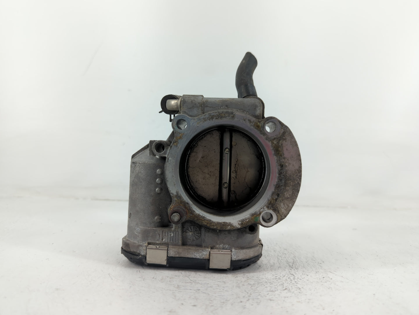 2011-2015 Kia Optima Throttle Body P/N:35100-2G700 Fits Fits 2011 2012 2013 2014 2015 2016 OEM Used Auto Parts - Oemusedauto