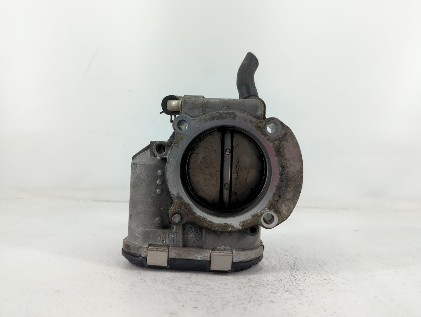 2011-2015 Kia Optima Throttle Body P/N:35100-2G700 Fits Fits 2011 2012 2013 2014 2015 2016 OEM Used Auto Parts - Oemusedauto