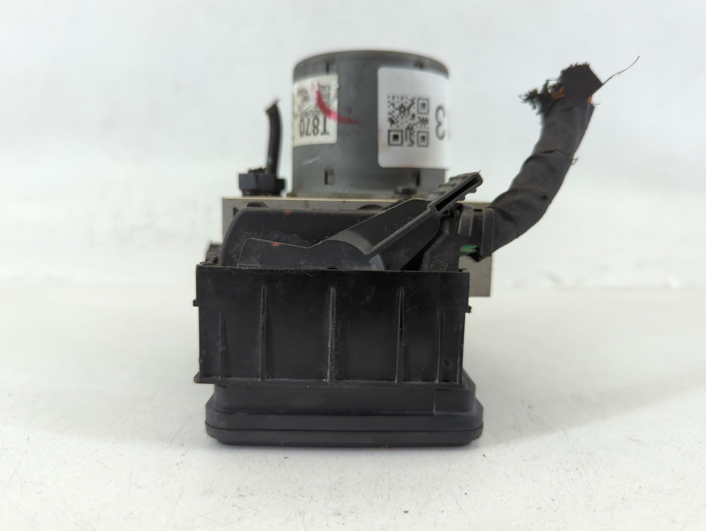 2014-2015 Kia Optima ABS Pump Control Module Replacement P/N:58920-2T870 Fits Fits 2014 2015 OEM Used Auto Parts - Oemusedau